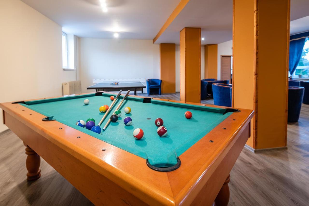 Hotel Poludnica Liptovský Mikuláš Екстериор снимка